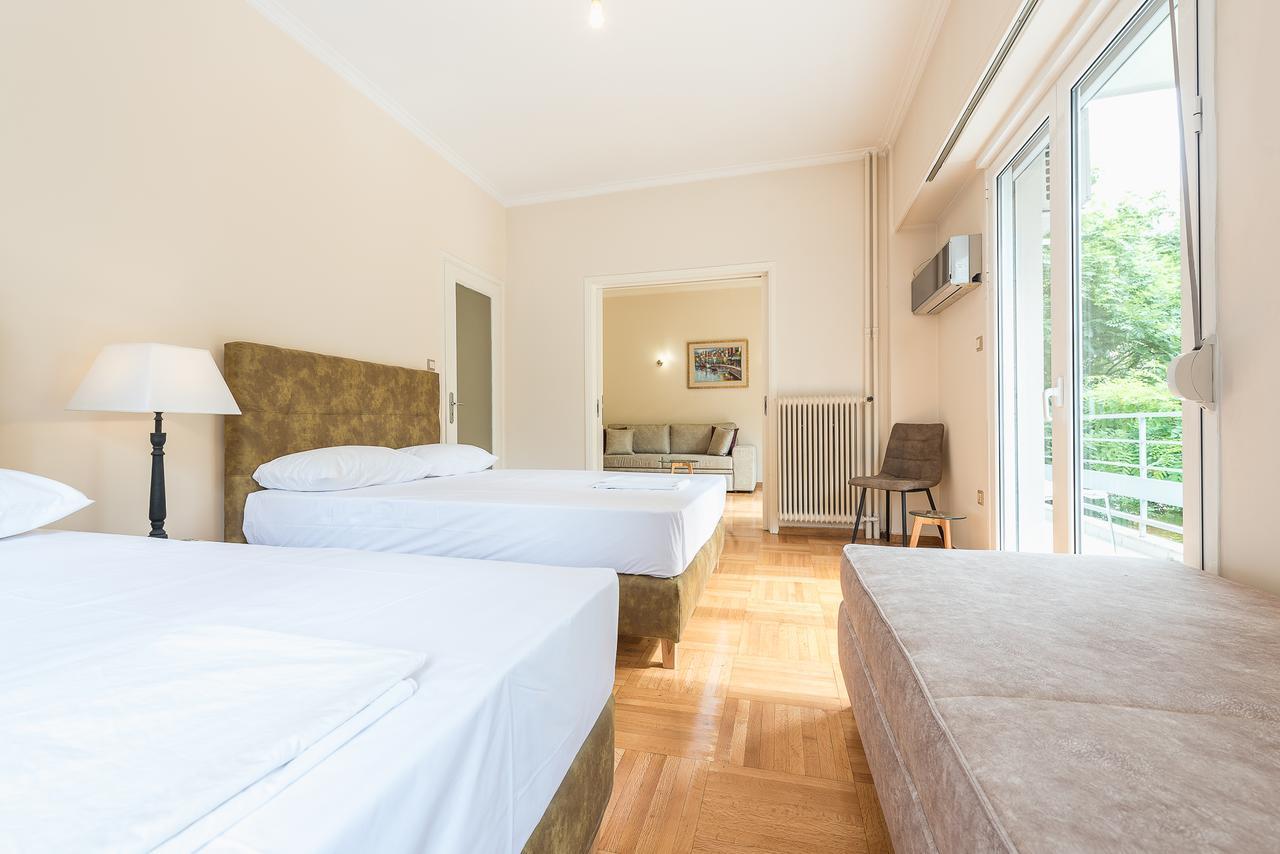 Victoria Familia Apartments Афины Экстерьер фото