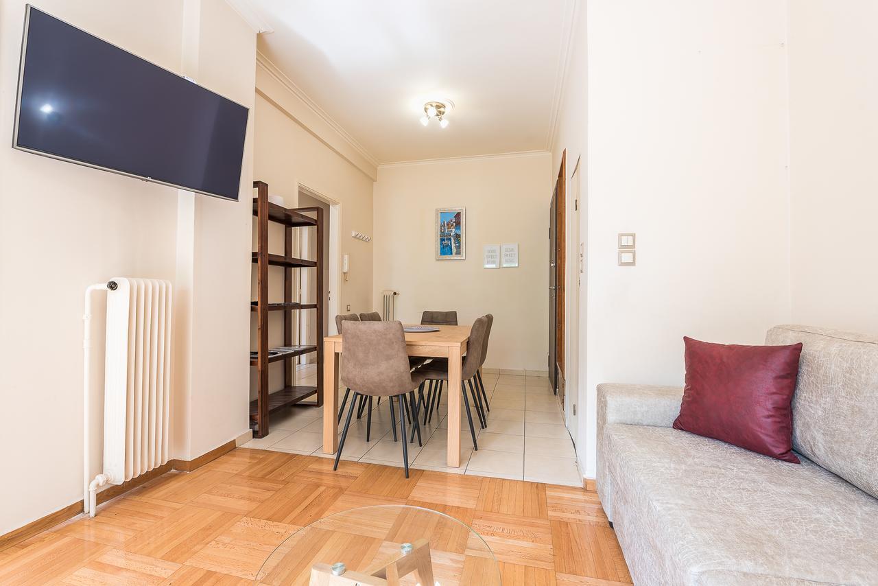 Victoria Familia Apartments Афины Экстерьер фото